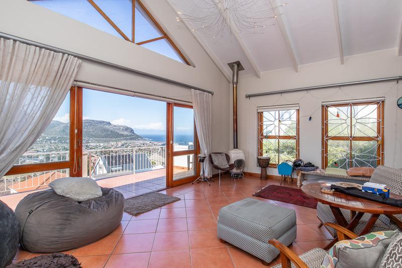 5 Bedroom Property for Sale in Fish Hoek Western Cape